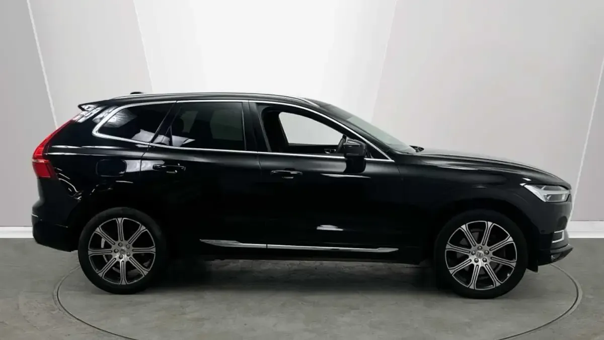 Used Volvo XC60 Inscription 232 HP (170 kW) 2020 SUV