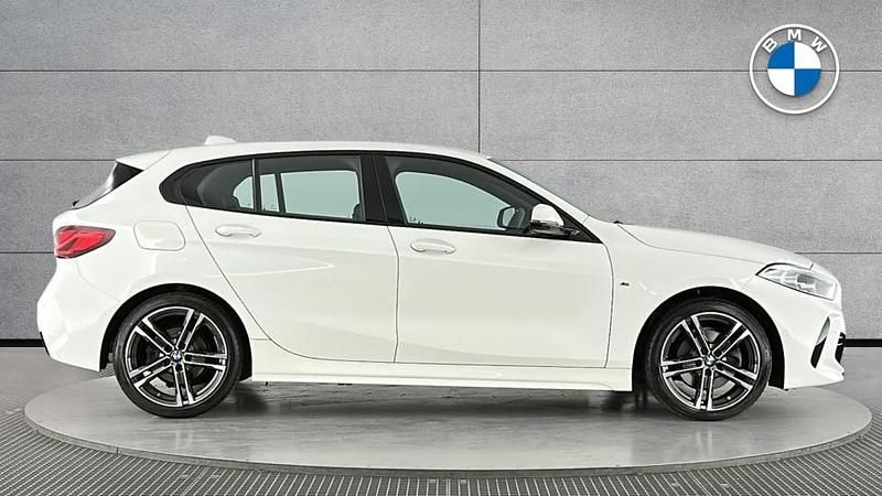 Used BMW 118 M Sport 136 HP (100 kW) 2023 Alpine white Hatchback