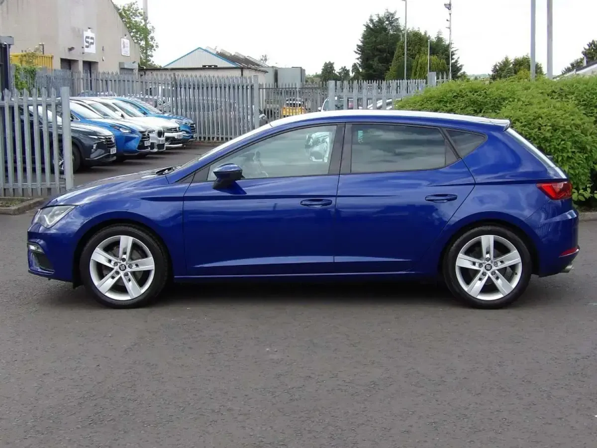 Used Seat Leon FR 2019 Blue Hatchback