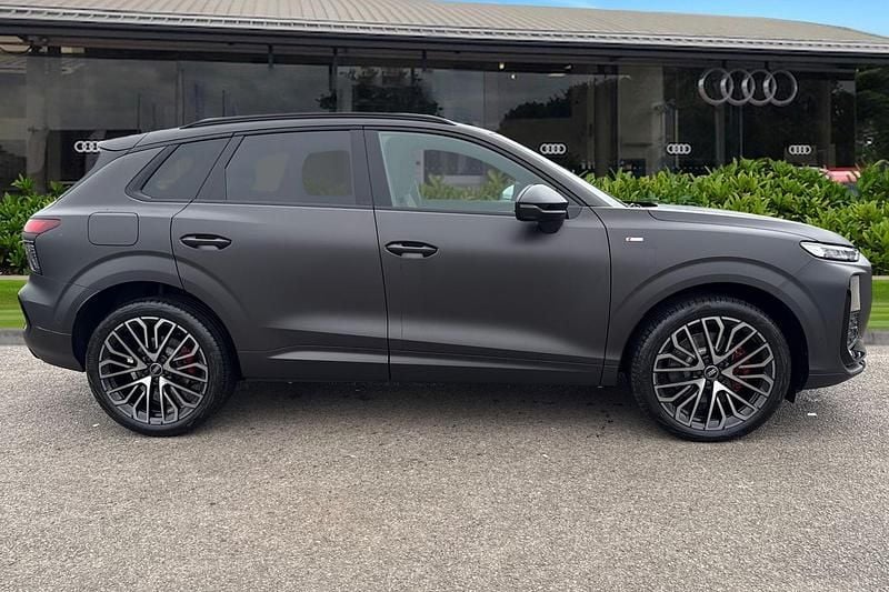 New Audi Q3 Comfort 2026 Brown SUV