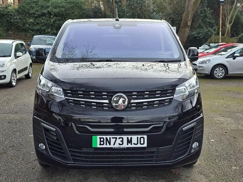 Used Vauxhall Vivaro Ultimate 100 kW (136 HP) 2023 Black MPV