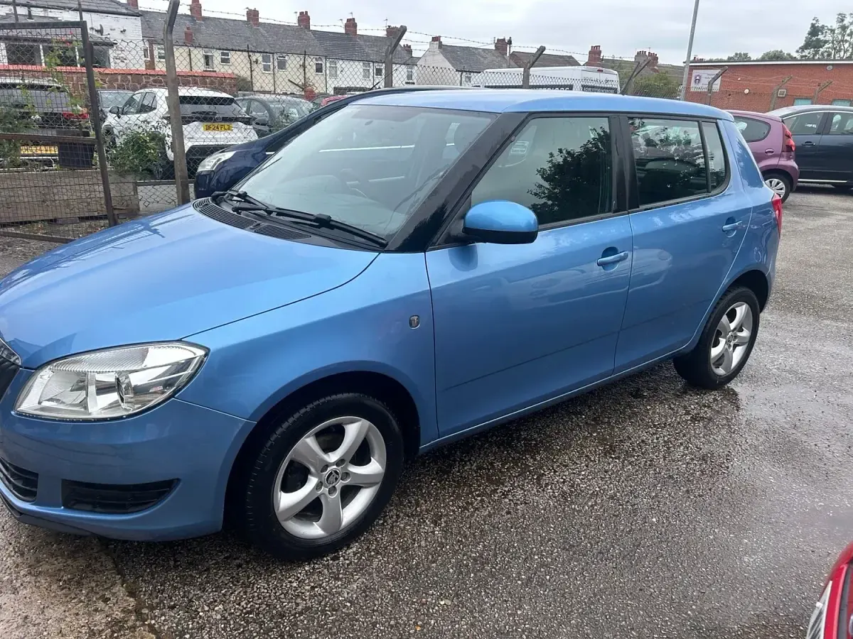 Used Skoda Fabia SE 2013 Blue Hatchback