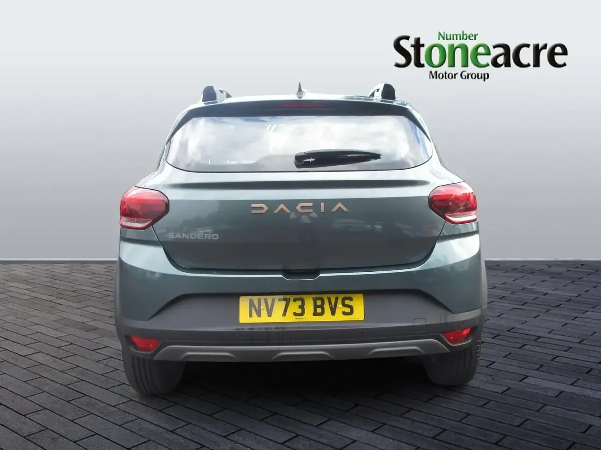 Used Dacia Sandero Extreme 90 HP (66 kW) 2023 Green Hatchback