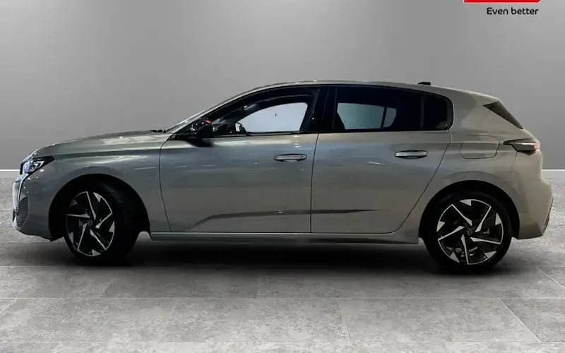 Used Peugeot 308 Allure 179 HP (131 kW) 2024 Hatchback