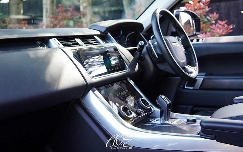 Usado Land Rover Range Rover Sport HSE Dynamic 306 CV (225 kW) 2019 Plateado SUV