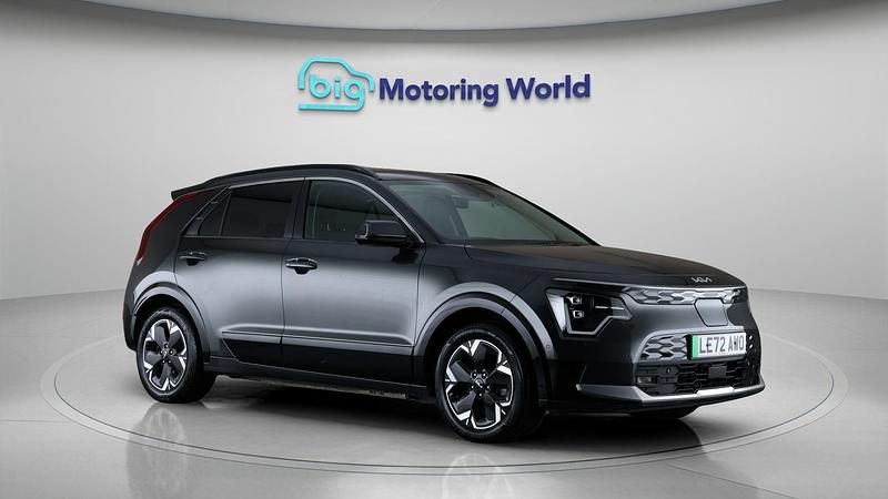 Grey Used 2023 Kia e-Niro 2 SUV | £21,000 (Fair price) - Image 1/4