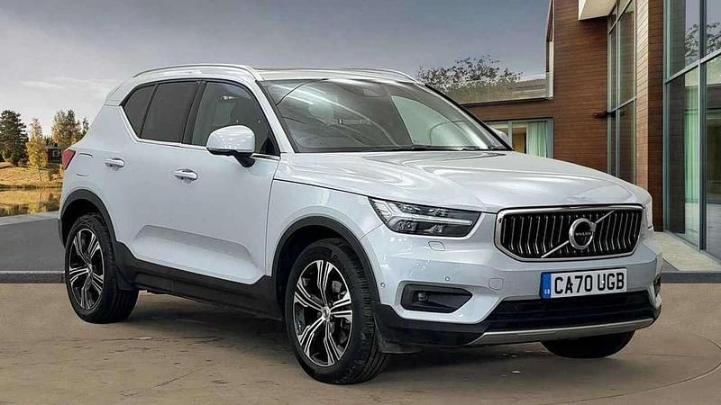 Silver Used 2020 Volvo XC40 Inscription SUV | £29,500 (A bit pricey) - Image 1/4