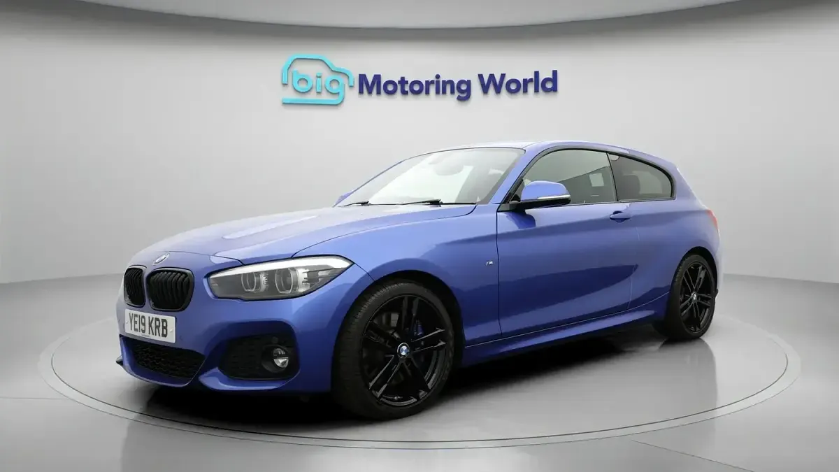 Used BMW 120 M Sport 184 HP (135 kW) 2019 Blue Hatchback