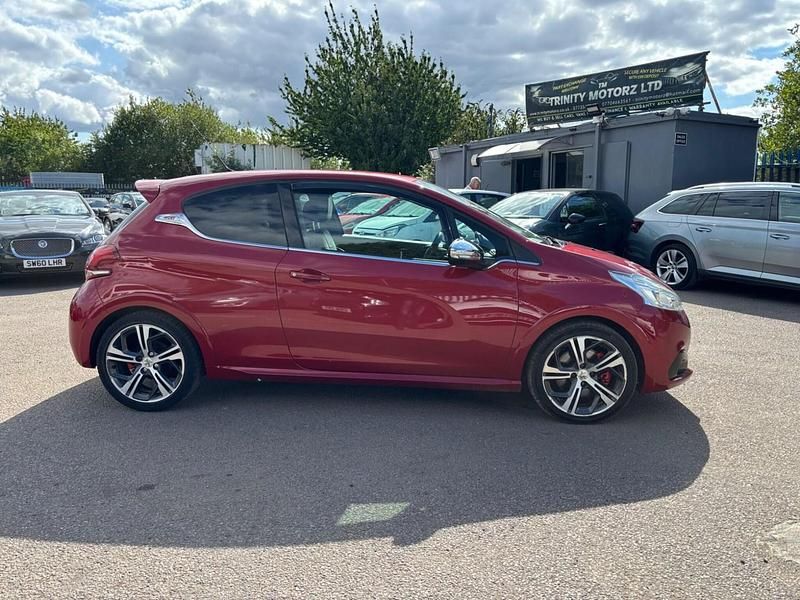 Red Used 2015 Peugeot 208 GTi Hatchback | £4,990 (Fair price) - Image 1/4