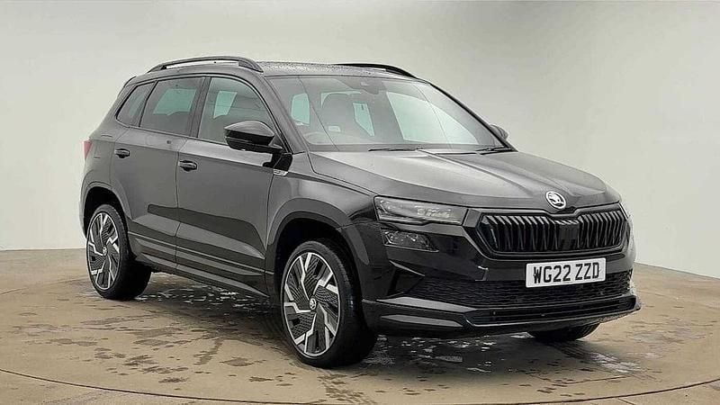 Black magic pearl effect Used 2022 Skoda Karoq SportLine SUV | £22,700 (Fair price) - Image 1/4