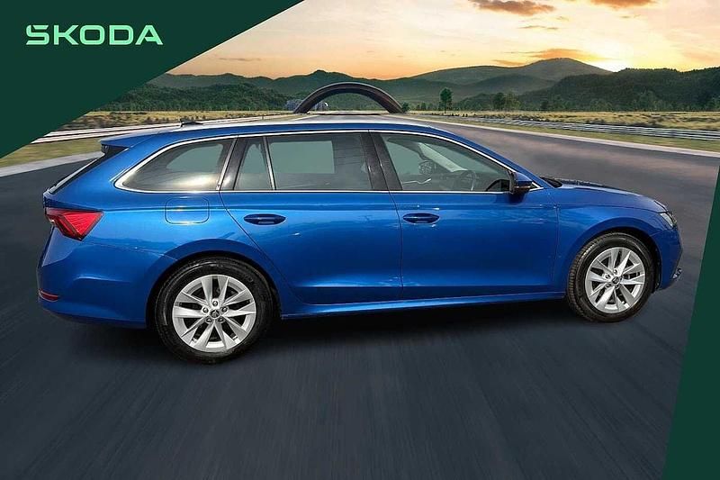 Used Skoda Octavia SE L 147 HP (108 kW) 2023 Blue Estate