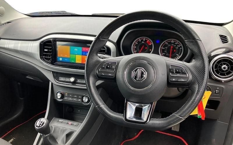 Used MG MG3 Exclusive 106 HP (77 kW) 2024 Hatchback