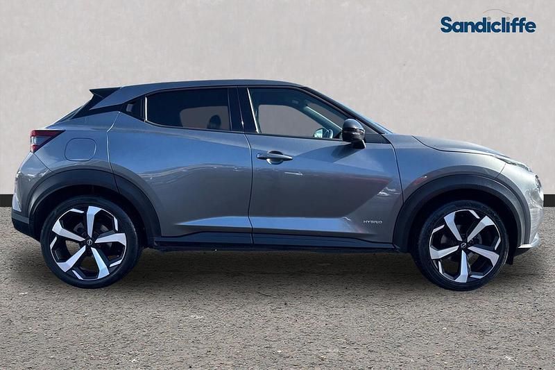 Used Nissan Juke Tekna 143 HP (105 kW) 2023 Grey SUV