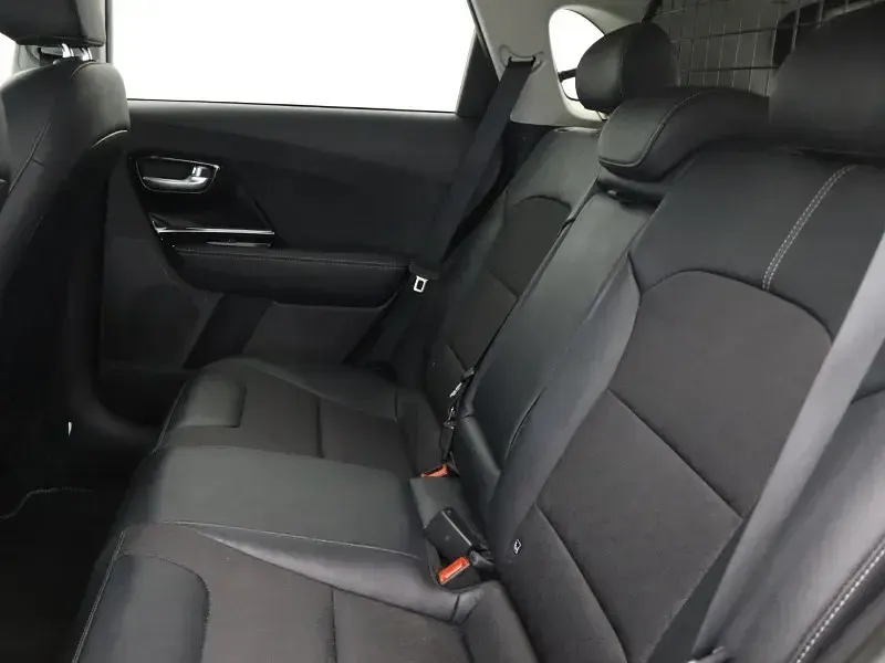 Used Kia Niro 139 HP (102 kW) 2021 Blue SUV