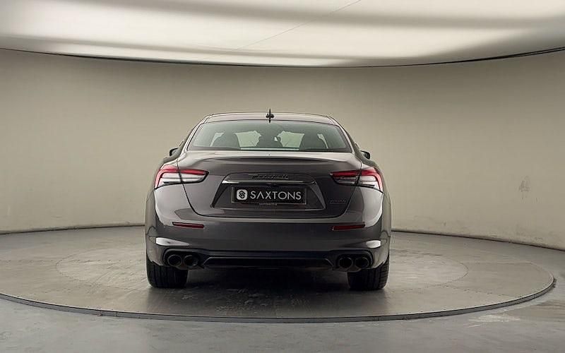 Used Maserati Ghibli 330 HP (242 kW) 2021 Sedan