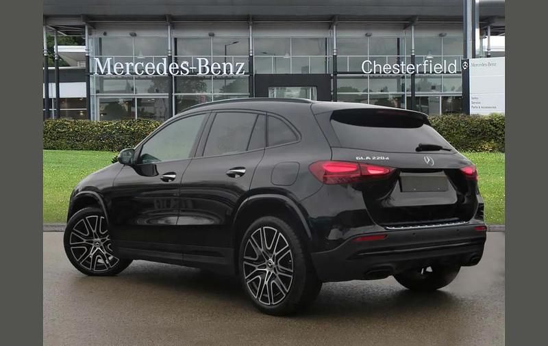 Used Mercedes GLA220 AMG Line Premium 190 HP (139 kW) 2025 Black SUV