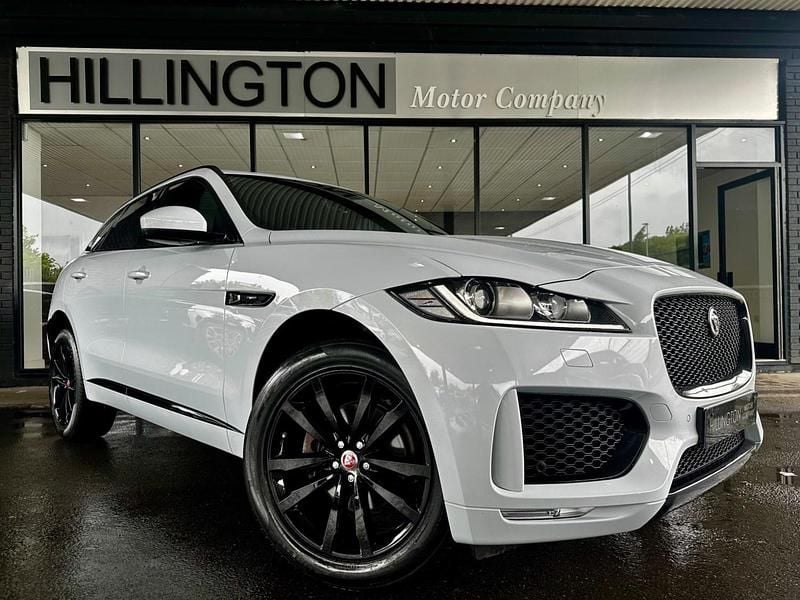 White Used 2020 Jaguar F-Pace Chequered Flag SUV | £25,995 (Fair price) - Image 1/4