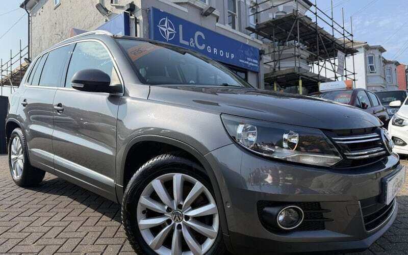 Grey Used 2014 VW Tiguan Match SUV | £7,390 (Fair price) - Image 1/4