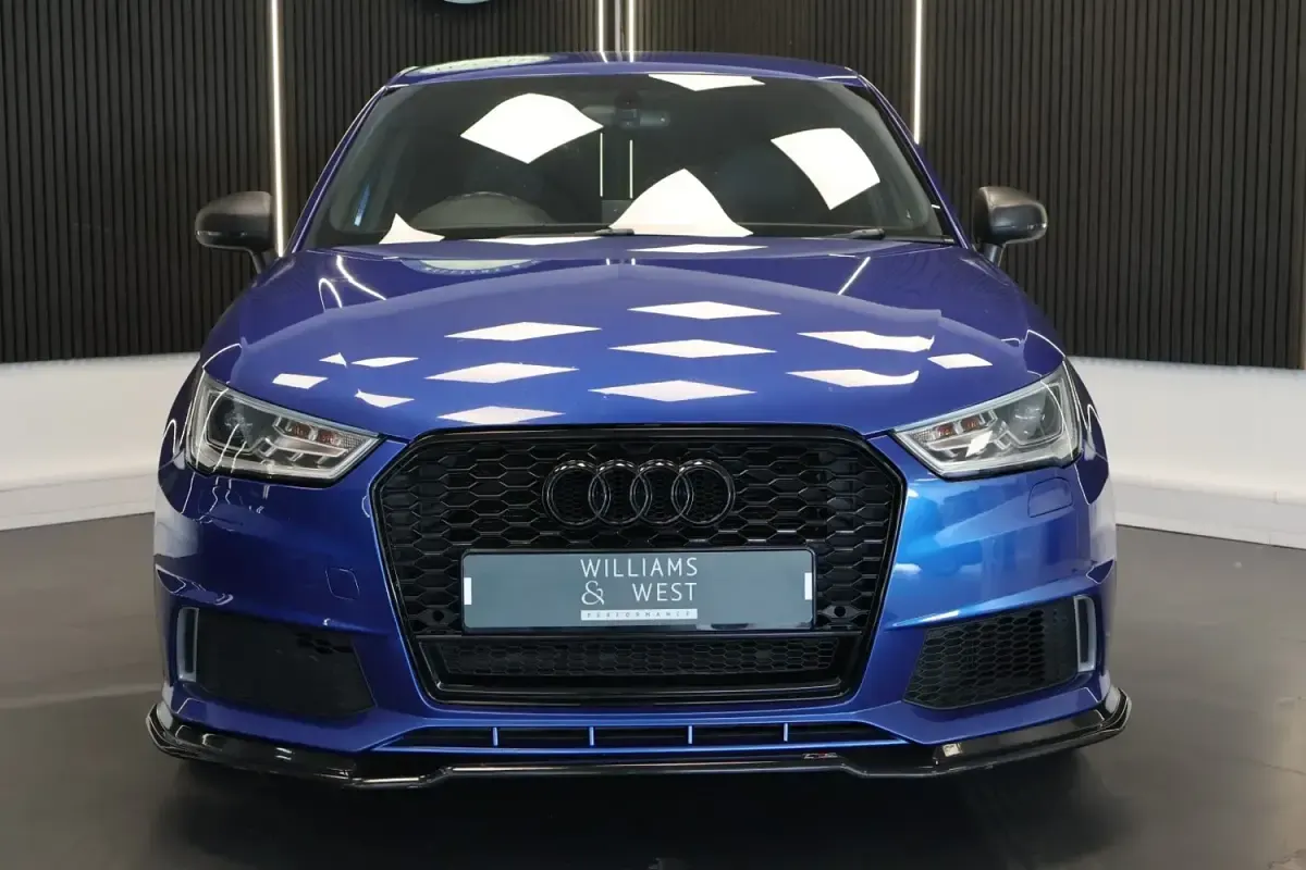 Usado Audi S1 Performance 231 HP (169 kW) 2016 Azul Citadino