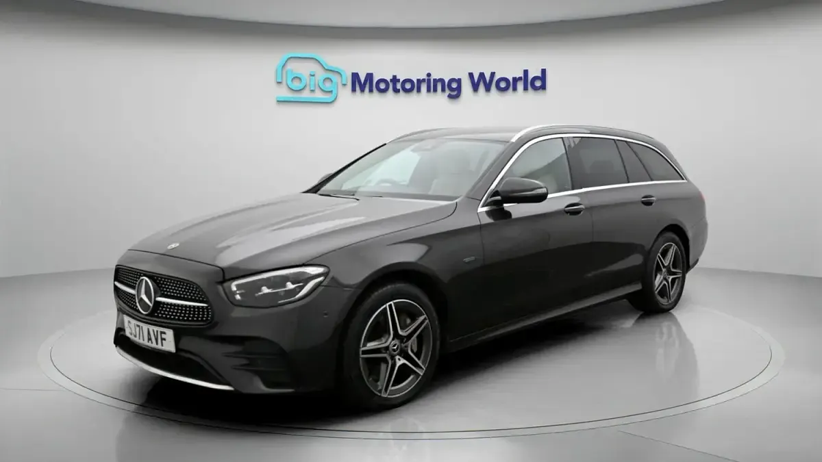 Used Mercedes E300 AMG line 2021 Grey Estate