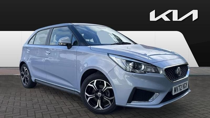 Used MG MG3 Exclusive 106 HP (77 kW) 2022 Silver Hatchback