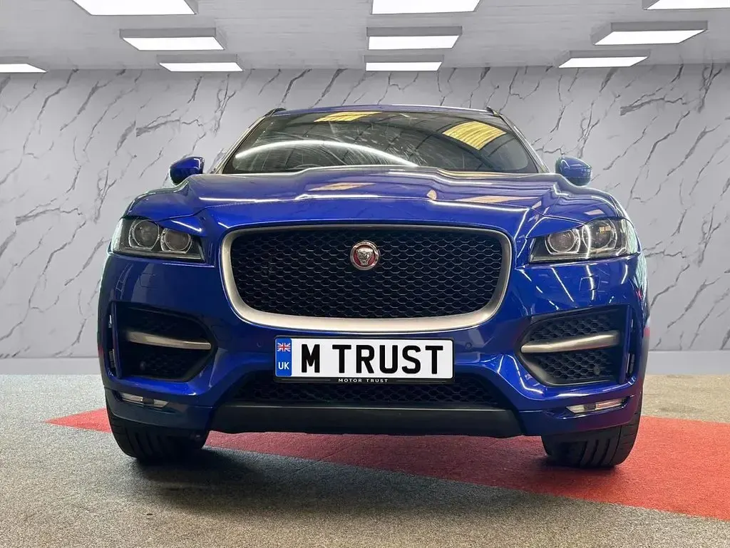 Used Jaguar F-Pace R-Sport 180 HP (132 kW) 2019 Blue SUV