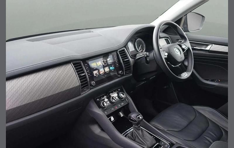 Used Skoda Kodiaq SE L Executive 147 HP (108 kW) 2022 Grey SUV