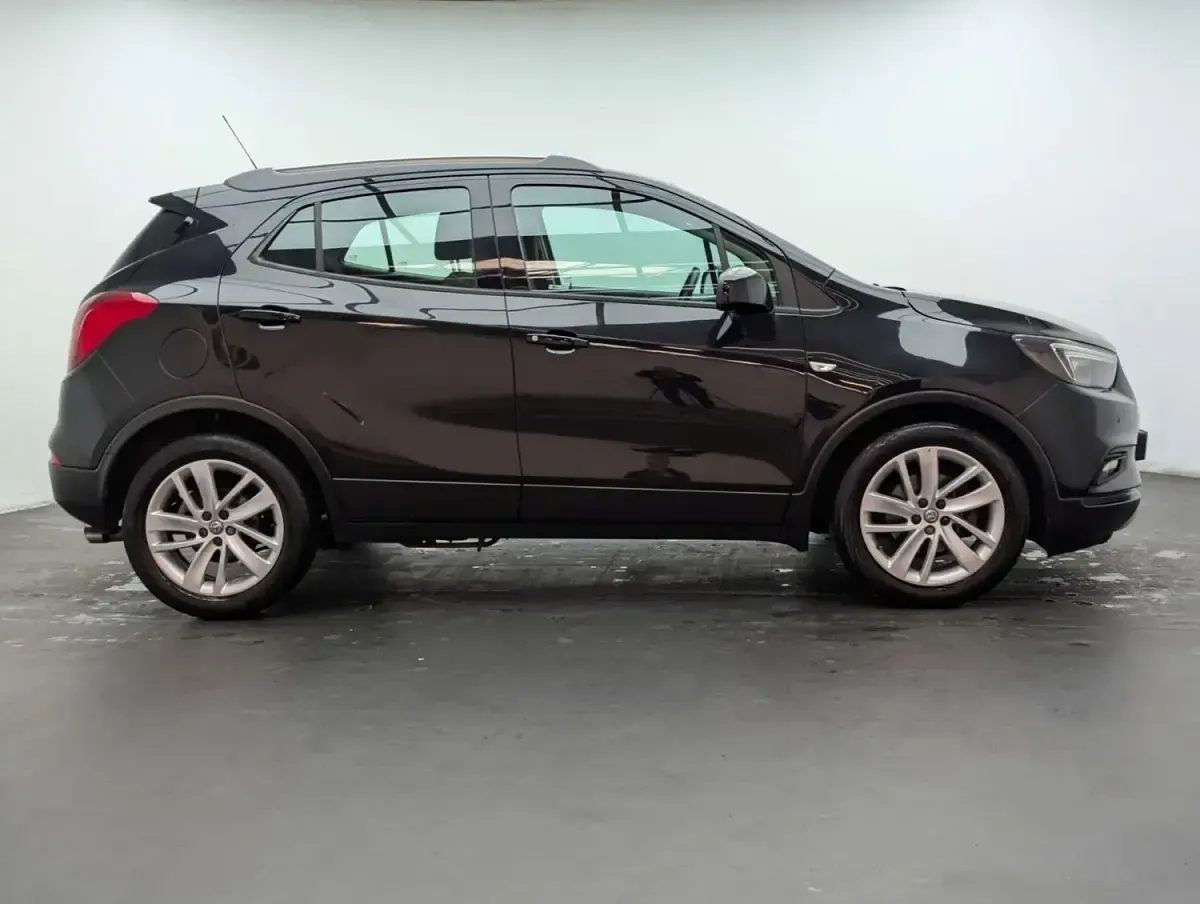 Second-hand Vauxhall Mokka X Active 2017 Negru SUV