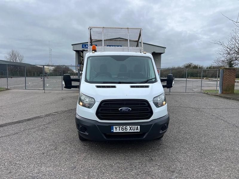 Begagnad Ford Transit 105 HK (77 kW) 2016 Vit Cab