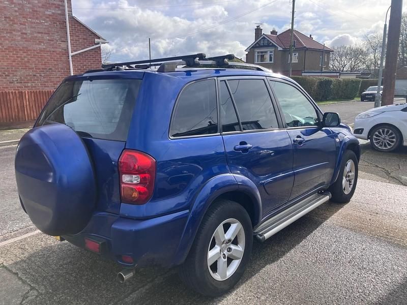 Used Toyota RAV4 2004 Blue SUV