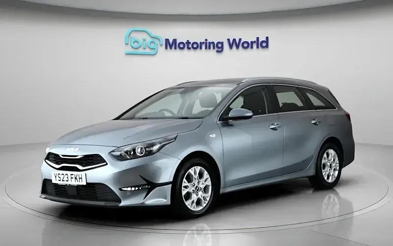 Used Kia Ceed Sportswagon 160 HP (117 kW) 2023 Silver Estate