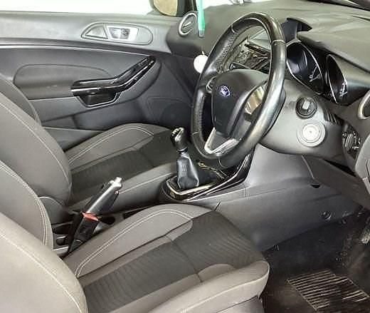 Used Ford Fiesta Zetec 100 HP (73 kW) 2016 Black Hatchback