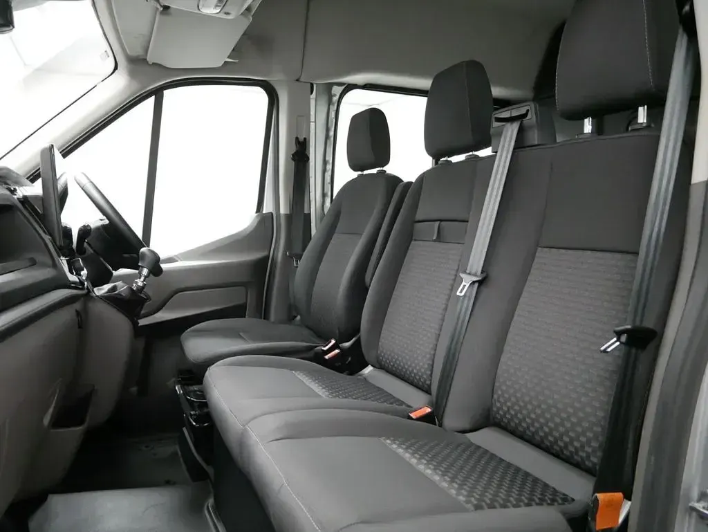 Used Ford Transit Trend 130 HP (95 kW) 2024 Silver Estate