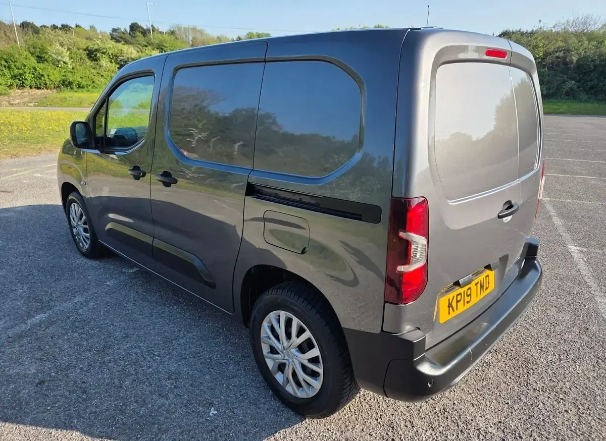 Used Citroën e-Berlingo PureTech 2019 Grey