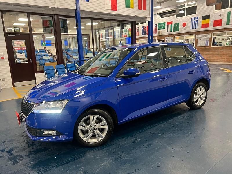 Used Skoda Fabia SE 60 HP (44 kW) 2021 Blue Hatchback