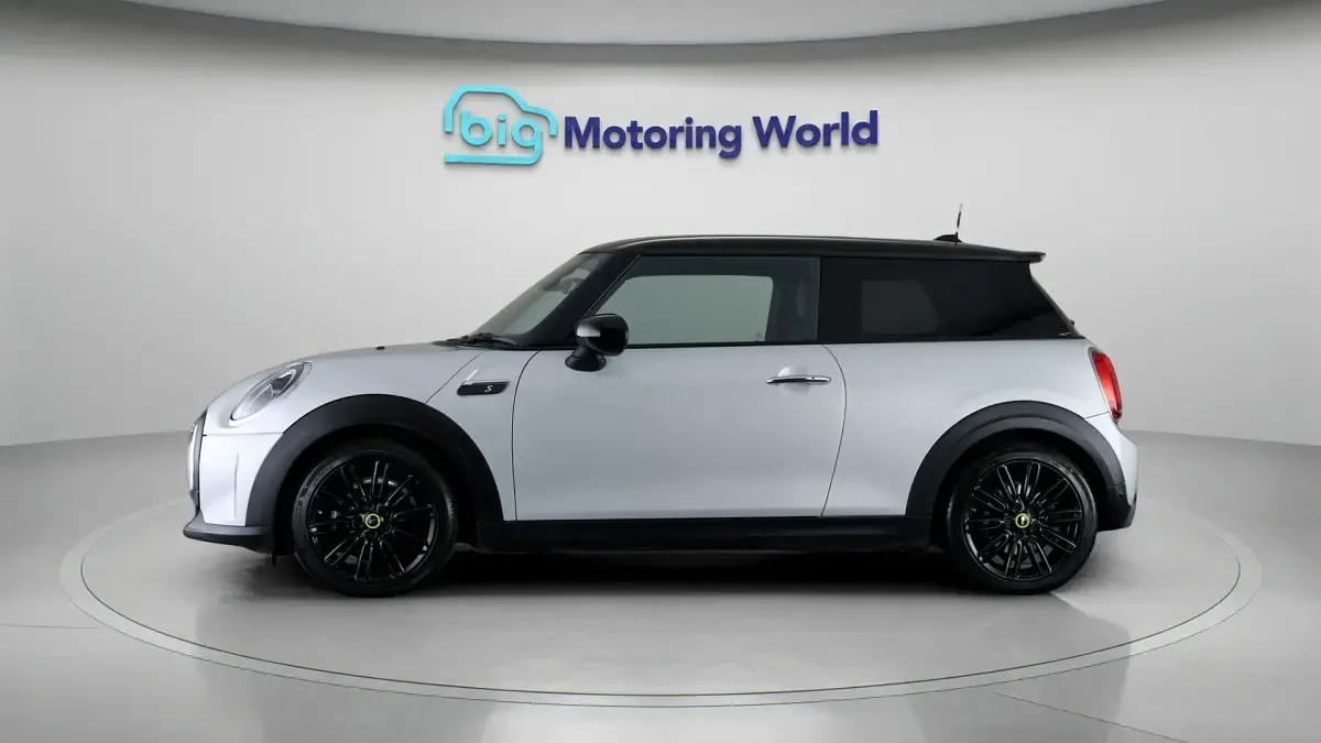 Used Mini Cooper SE Hatch 135 kW (184 HP) 2022 Hatchback