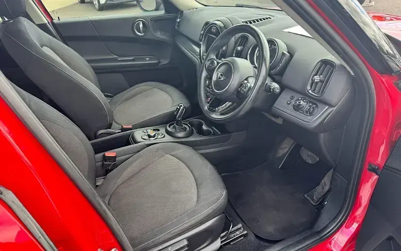 Used Mini Cooper Countryman Classic 136 HP (100 kW) 2020 Red SUV