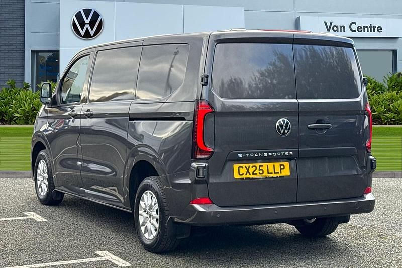 Used VW Transporter Pro 100 kW (136 HP) 2025 Grey Van