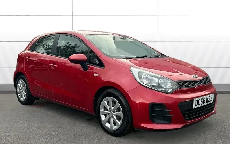 Used Kia Rio 86 HP (63 kW) 2016 Hatchback