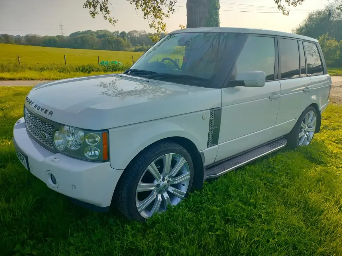 Used Land Rover Range Rover Vogue 2008 White SUV