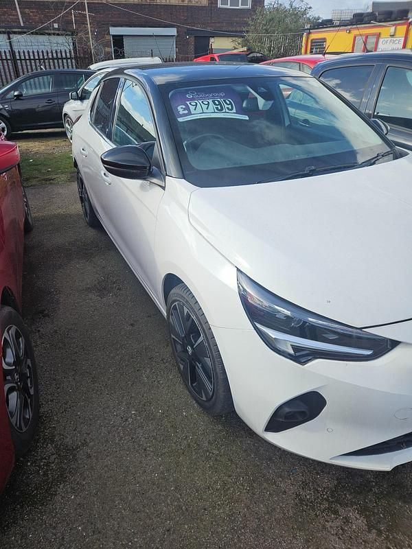 Used Vauxhall Corsa-e Elite 100 kW (136 HP) 2021 White Hatchback