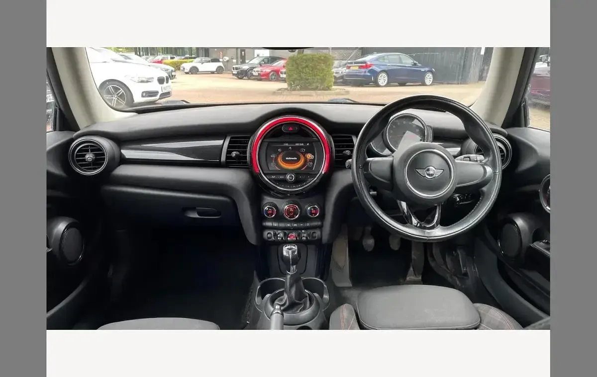 Used Mini Cooper S Seven 192 HP (141 kW) 2017 White Hatchback