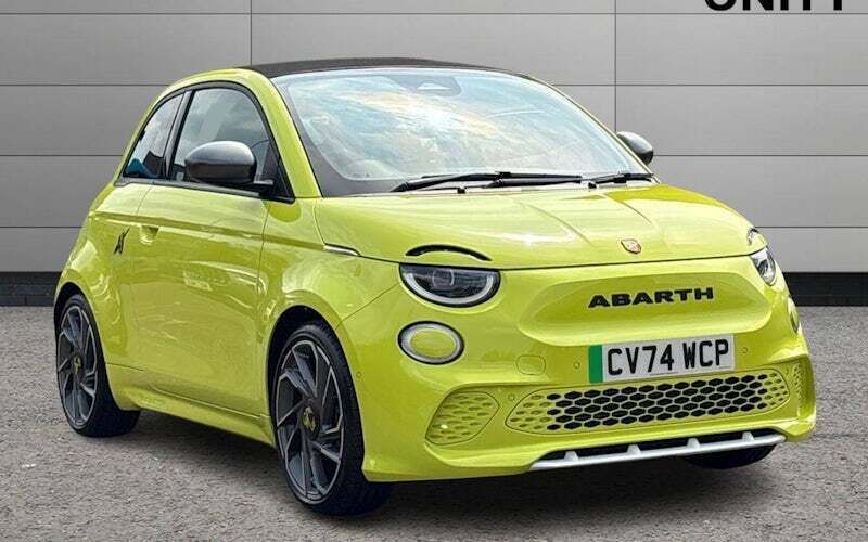 Green Used 2023 Abarth 500e Turismo Hatchback | £27,495 (A bit pricey) - Image 1/4