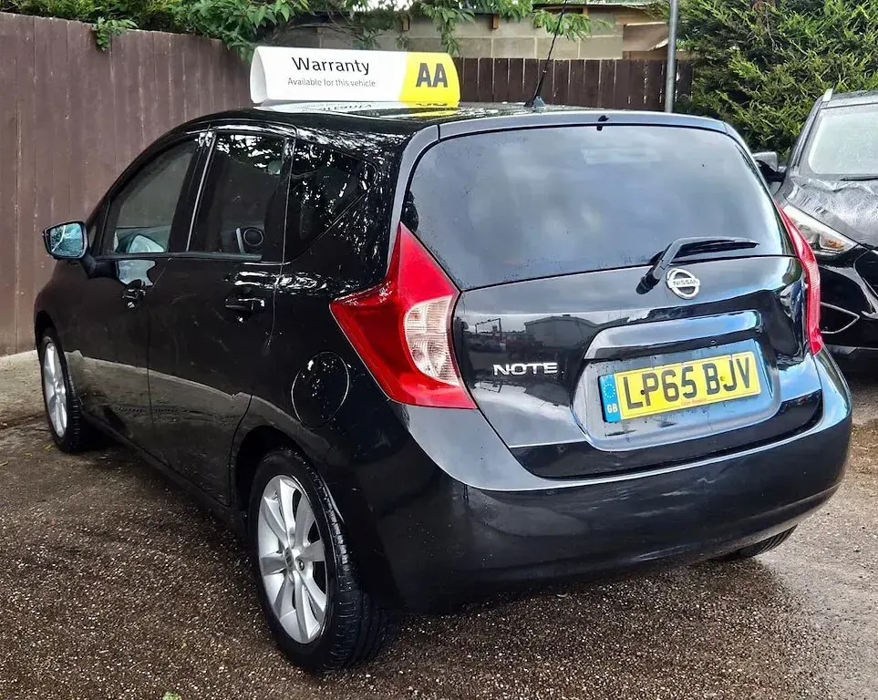 Used Nissan Note S 98 HP (72 kW) 2016 Black Hatchback