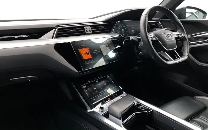 Used Audi e-tron Black Edition 230 kW (313 HP) 2021 Black SUV