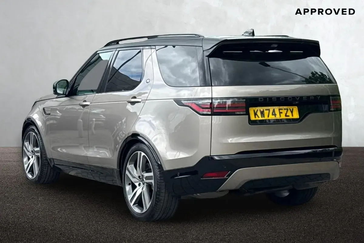 Used Land Rover Discovery HSE Dynamic 2024 Bronze SUV
