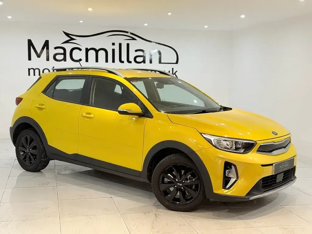 Used Kia Stonic 99 HP (72 kW) 2021 Yellow SUV
