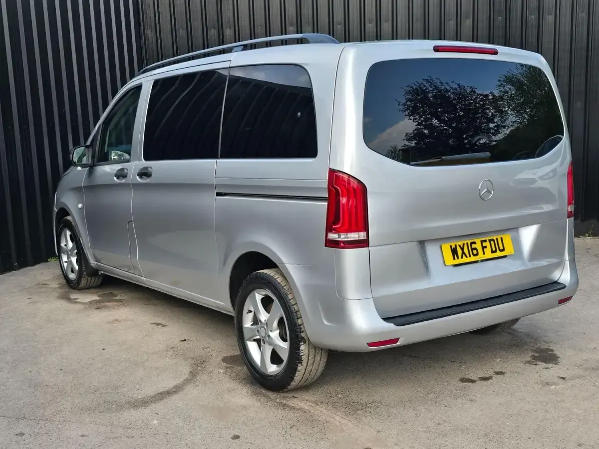 Begagnad Mercedes Vito 2016 Silver Van