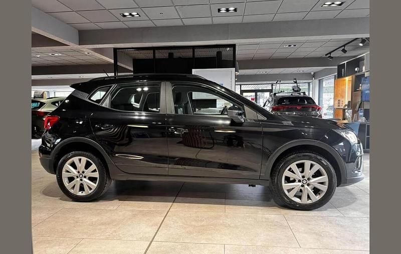 Used Seat Arona SE Technology 94 HP (69 kW) 2019 Black SUV