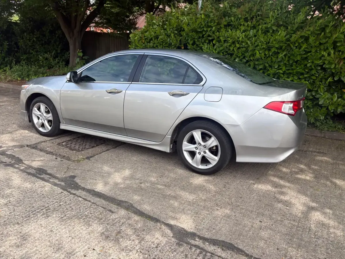 Used Honda Accord ES 2008 Silver Sedan